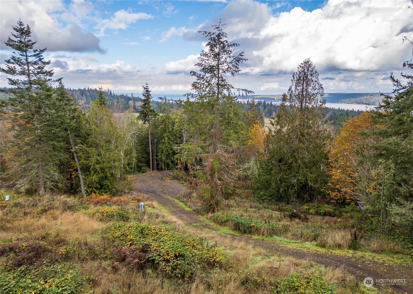 495 Louella Road Property Photo