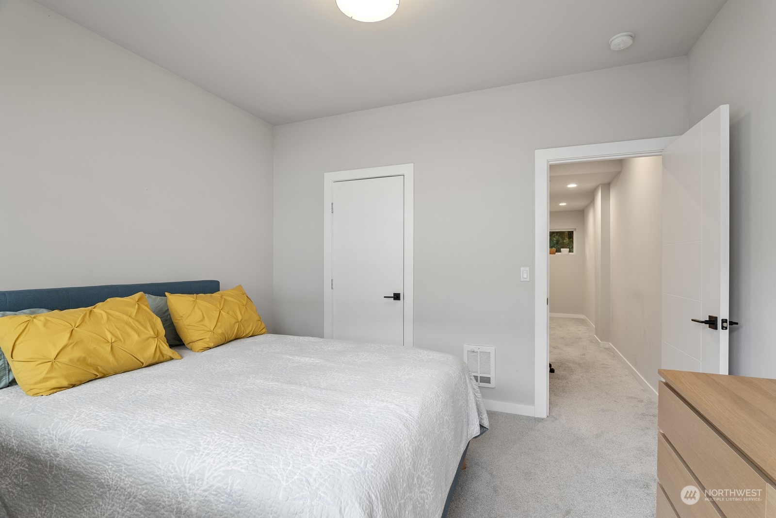 1620 S Lane E Property Photo 15