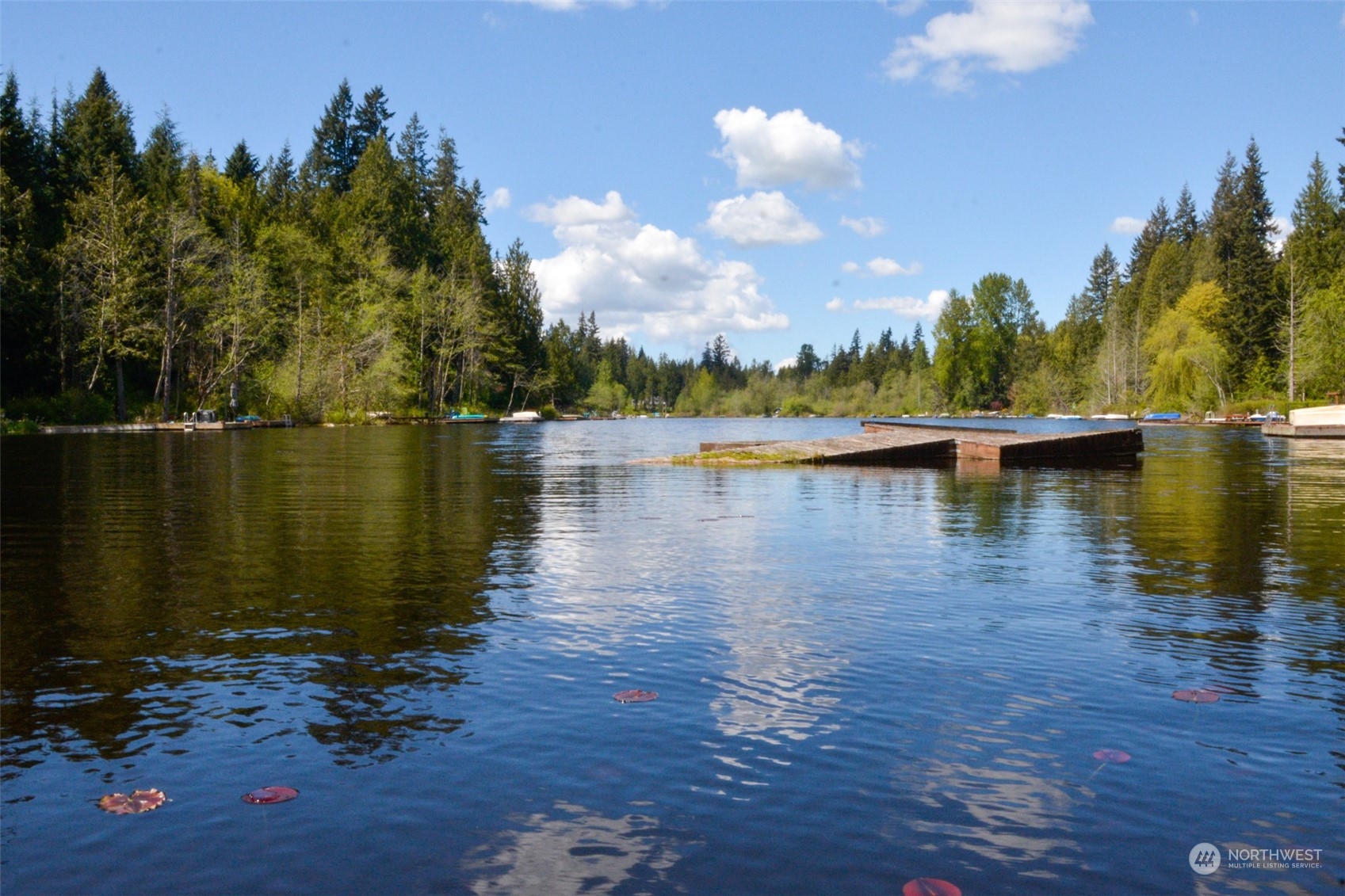 21826 E Lost Lake Road Property Photo