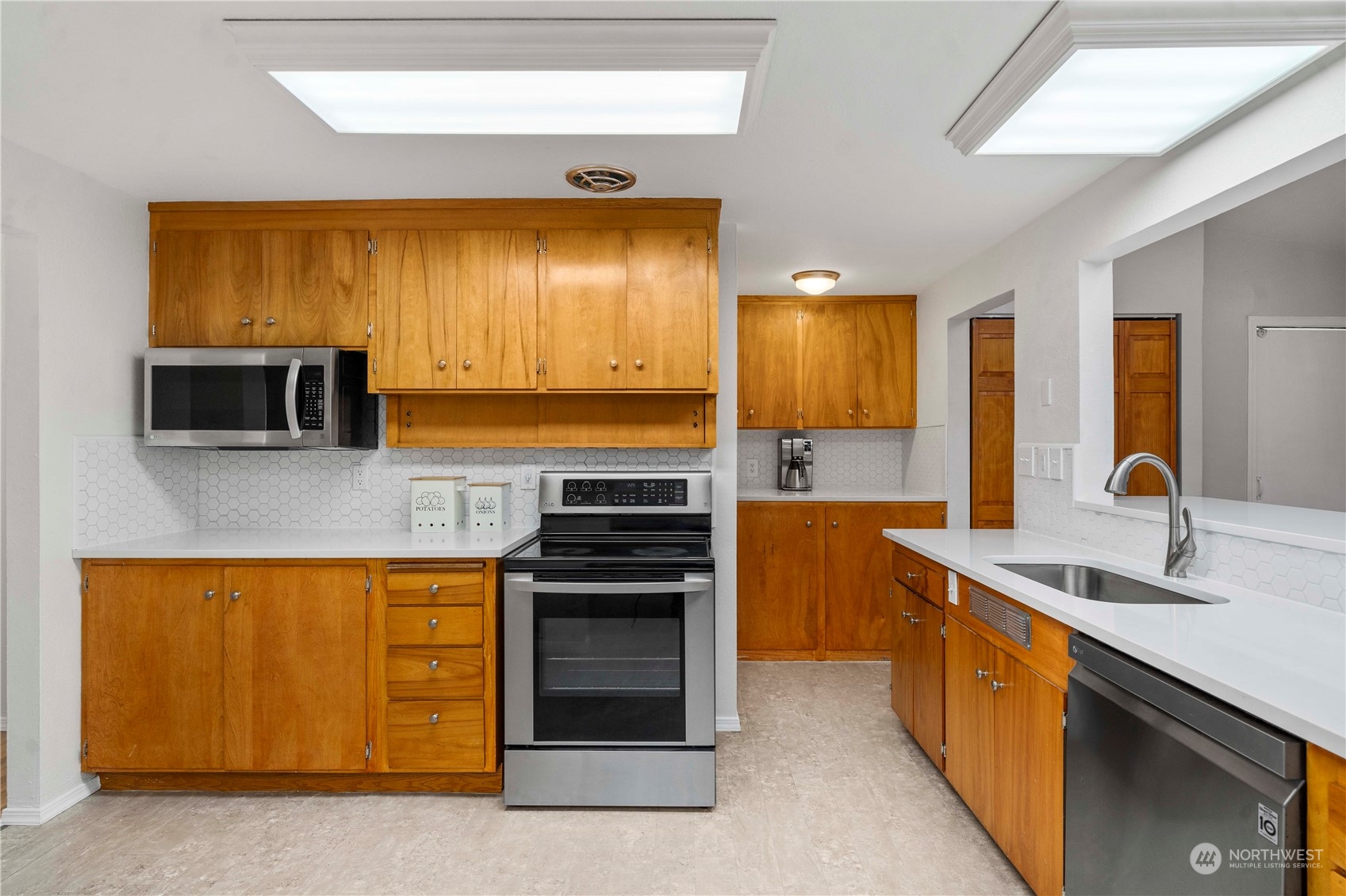 11613 Tomahawk Road Property Photo 7