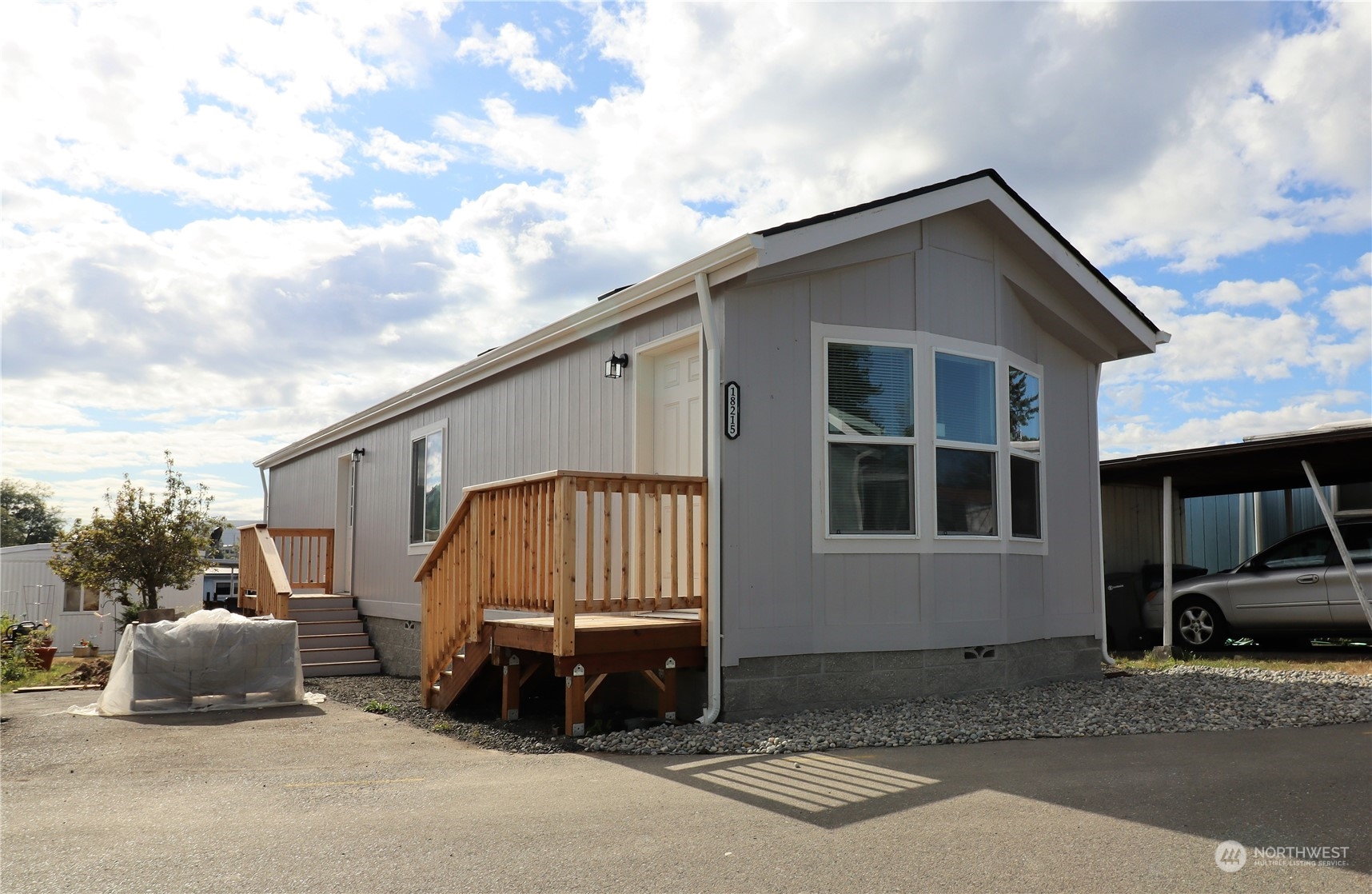 18215 35th Place 371 Property Photo 1