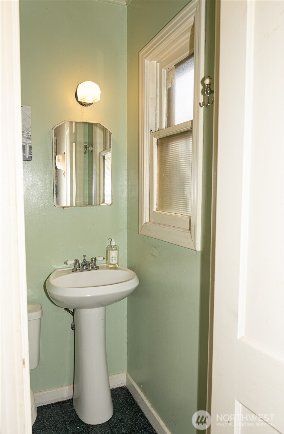 413 Fillmore Street Property Photo 26