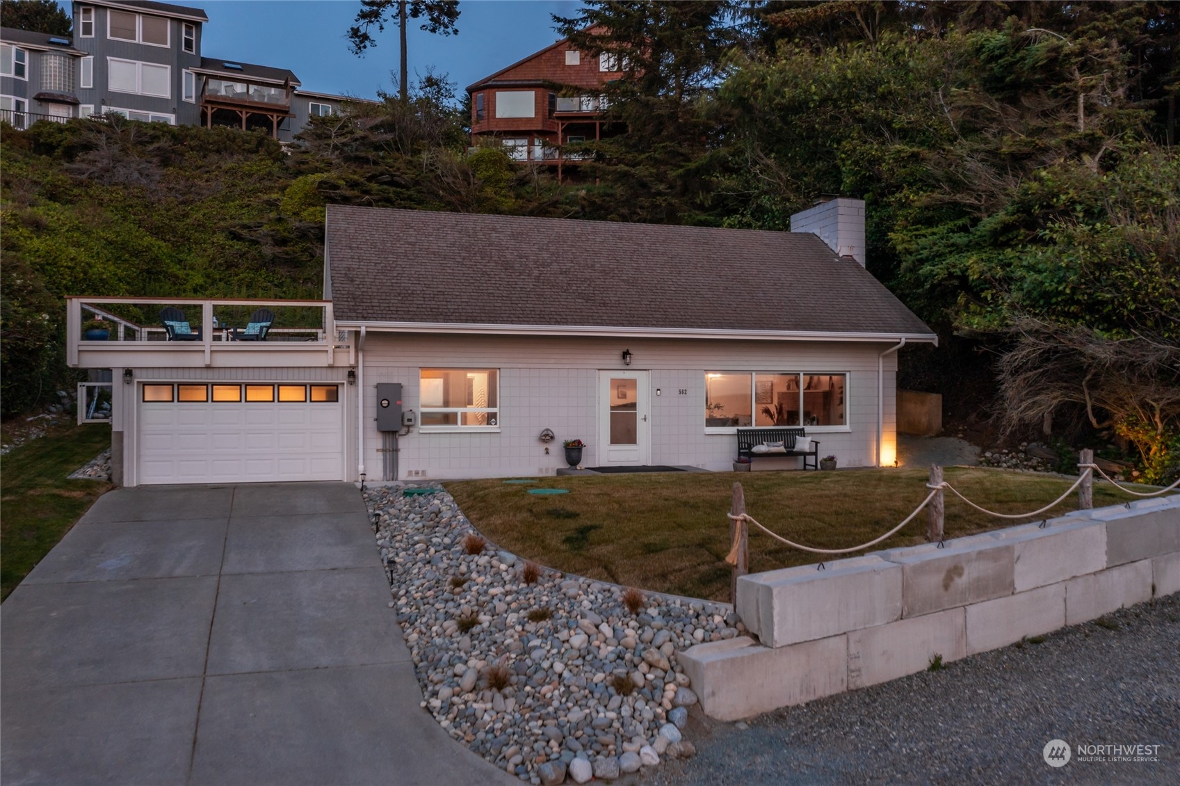 562 Pebble Beach Drive Property Photo 3