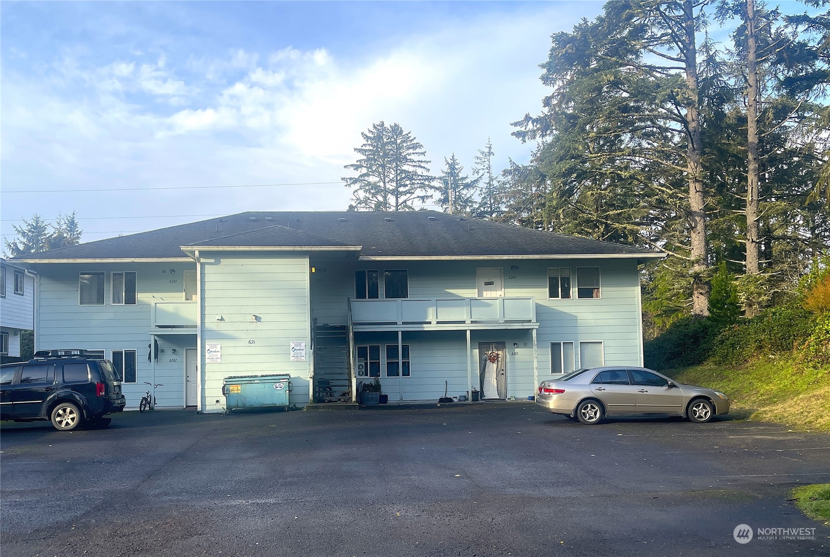 621 Sunset Avenue Property Photo 1