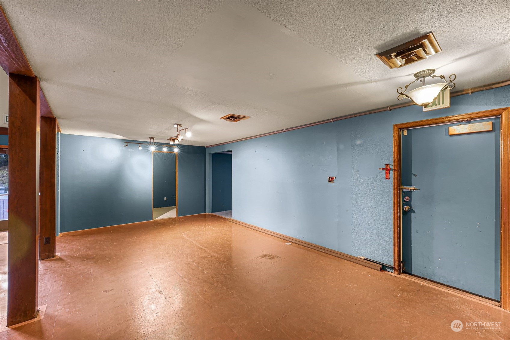 7489 S Dillard Avenue Property Photo 12