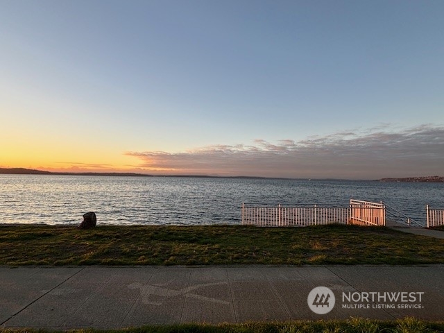 2142 Alki Avenue 1-5 Property Photo 5