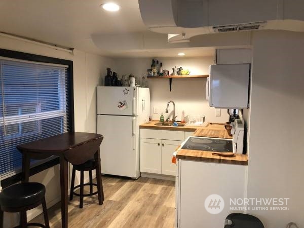 2142 Alki Avenue 1-5 Property Photo 13