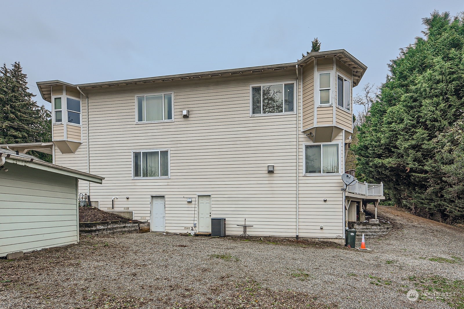 704 S 5th Avenue Property Photo 1