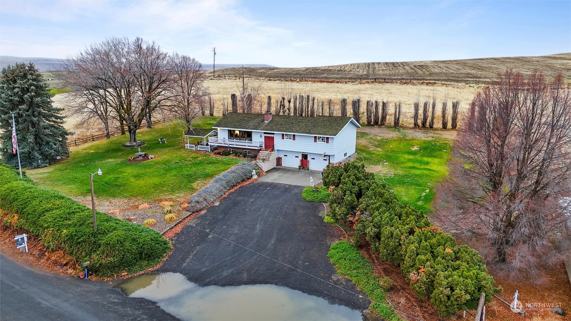 697 Conrad Road Property Photo 1