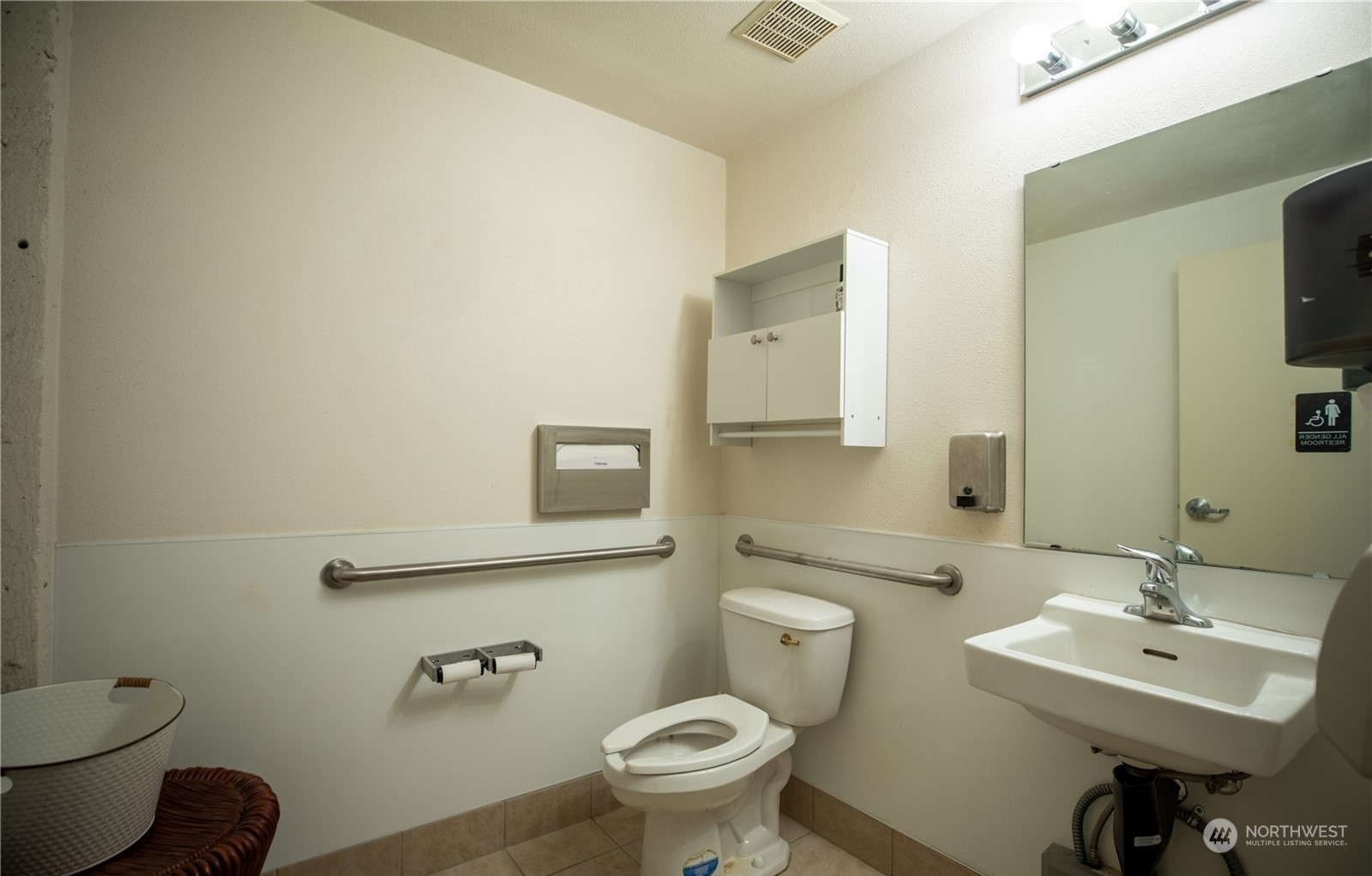 744 Market Street 101c Property Photo 8