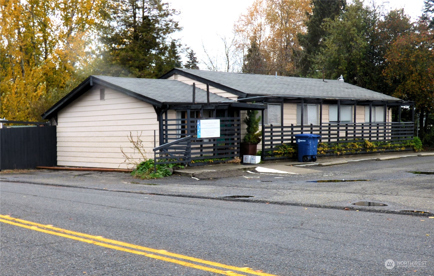 14463 Military Road Property Photo 2