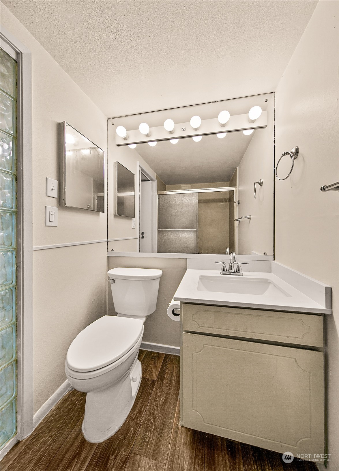 1000 Union Street 205 Property Photo 17