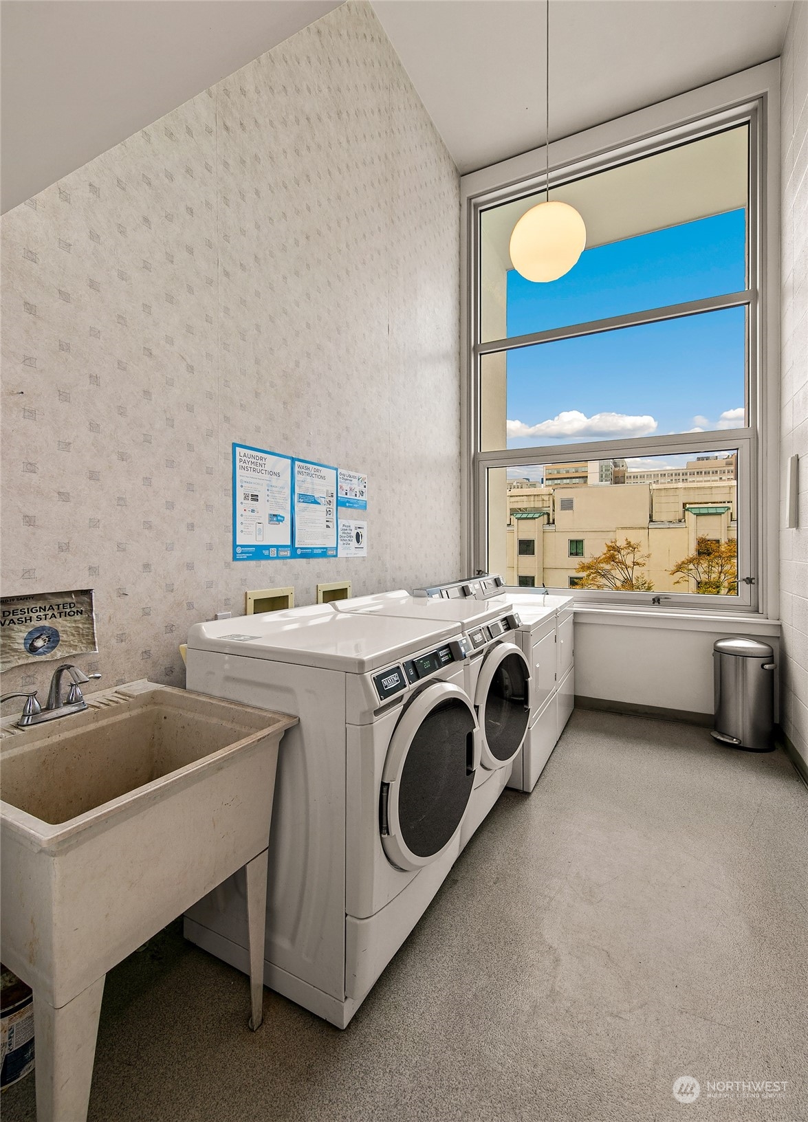 1000 Union Street 205 Property Photo 22