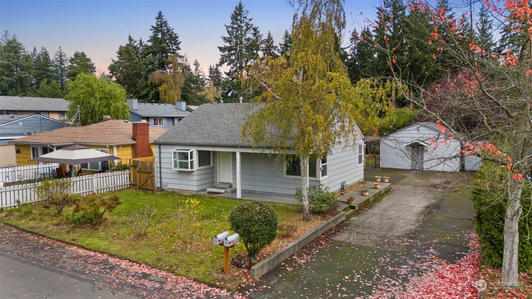 14516 Dayton Avenue Property Photo