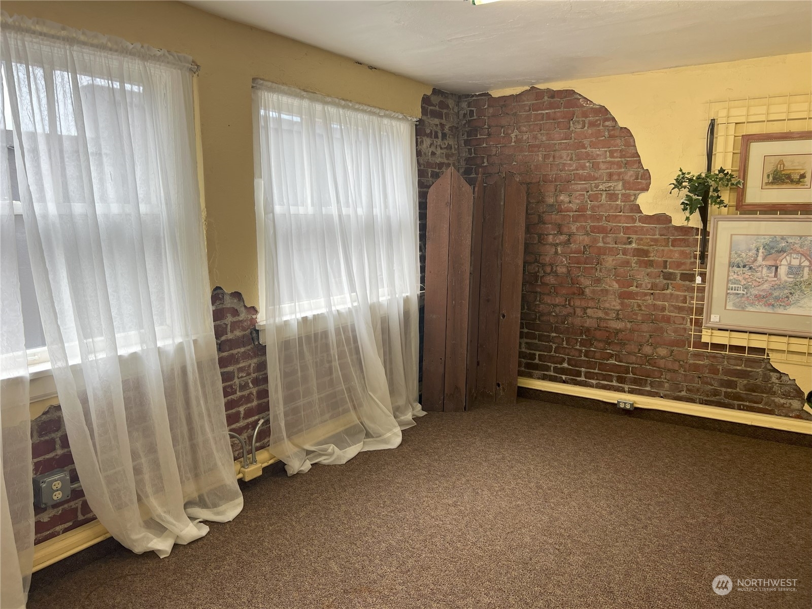 307 N Tower Avenue Property Photo 25