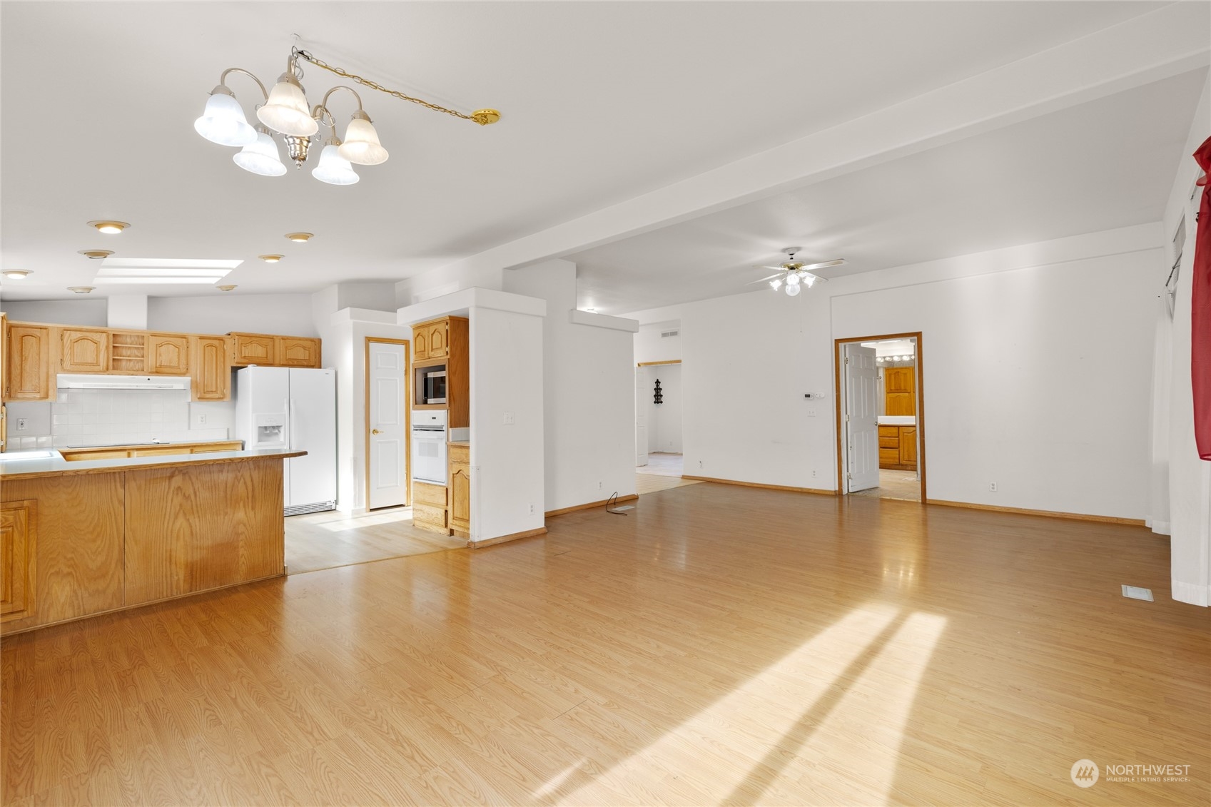 1100 S Rosewood Drive 405 Property Photo 6