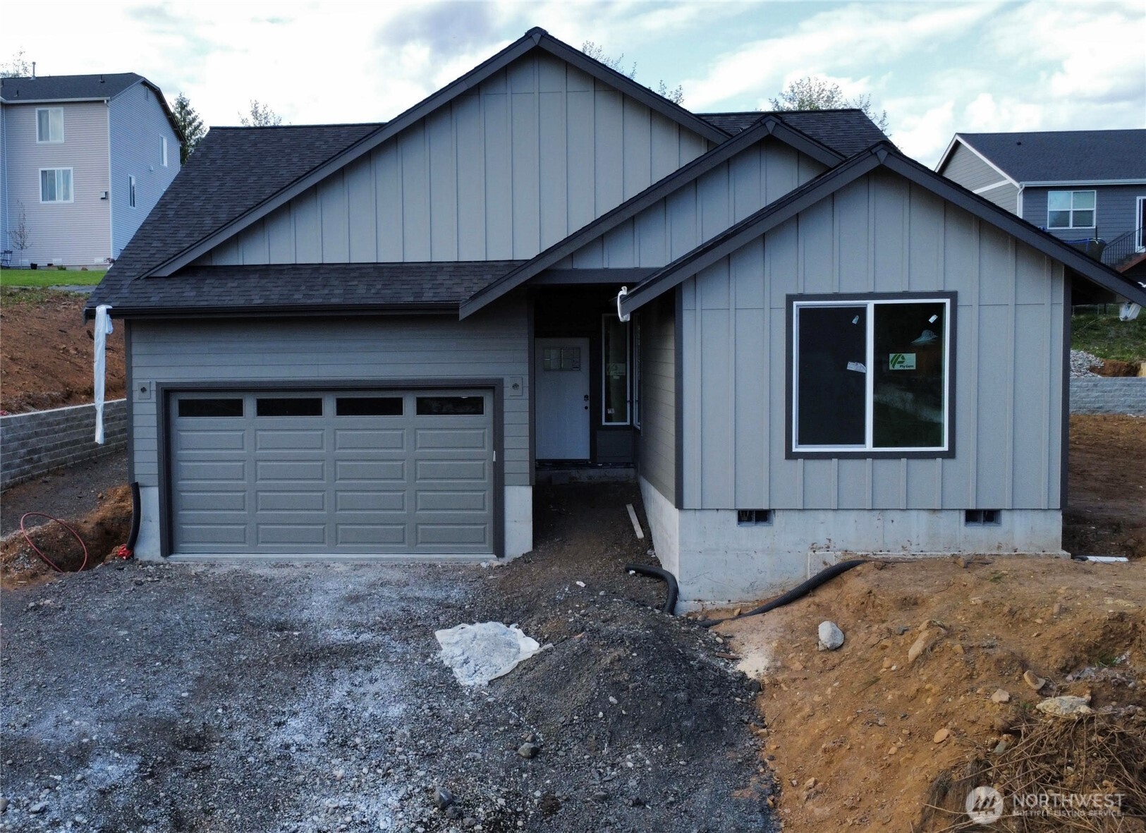 218 Cottonwood Court Property Photo 1