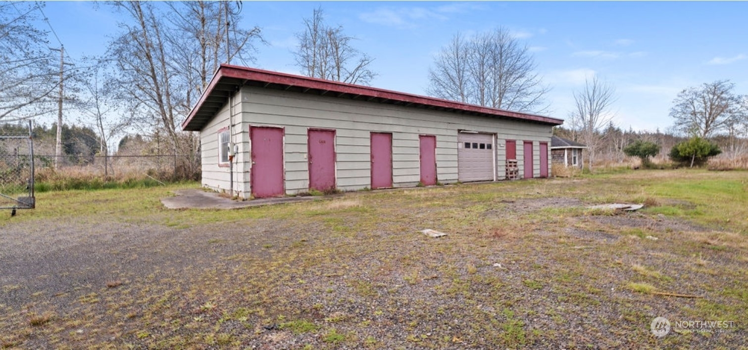 5009 40th Street Property Photo 1