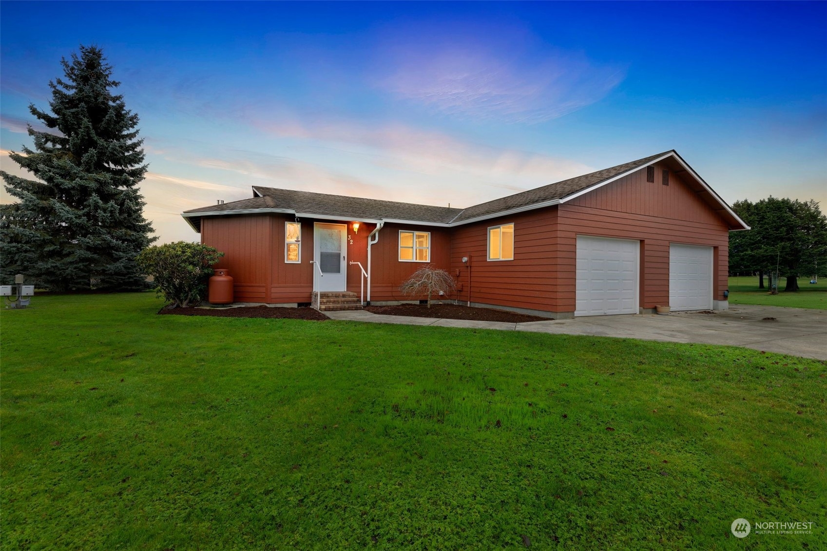 32 Trowbridge Property Photo 1