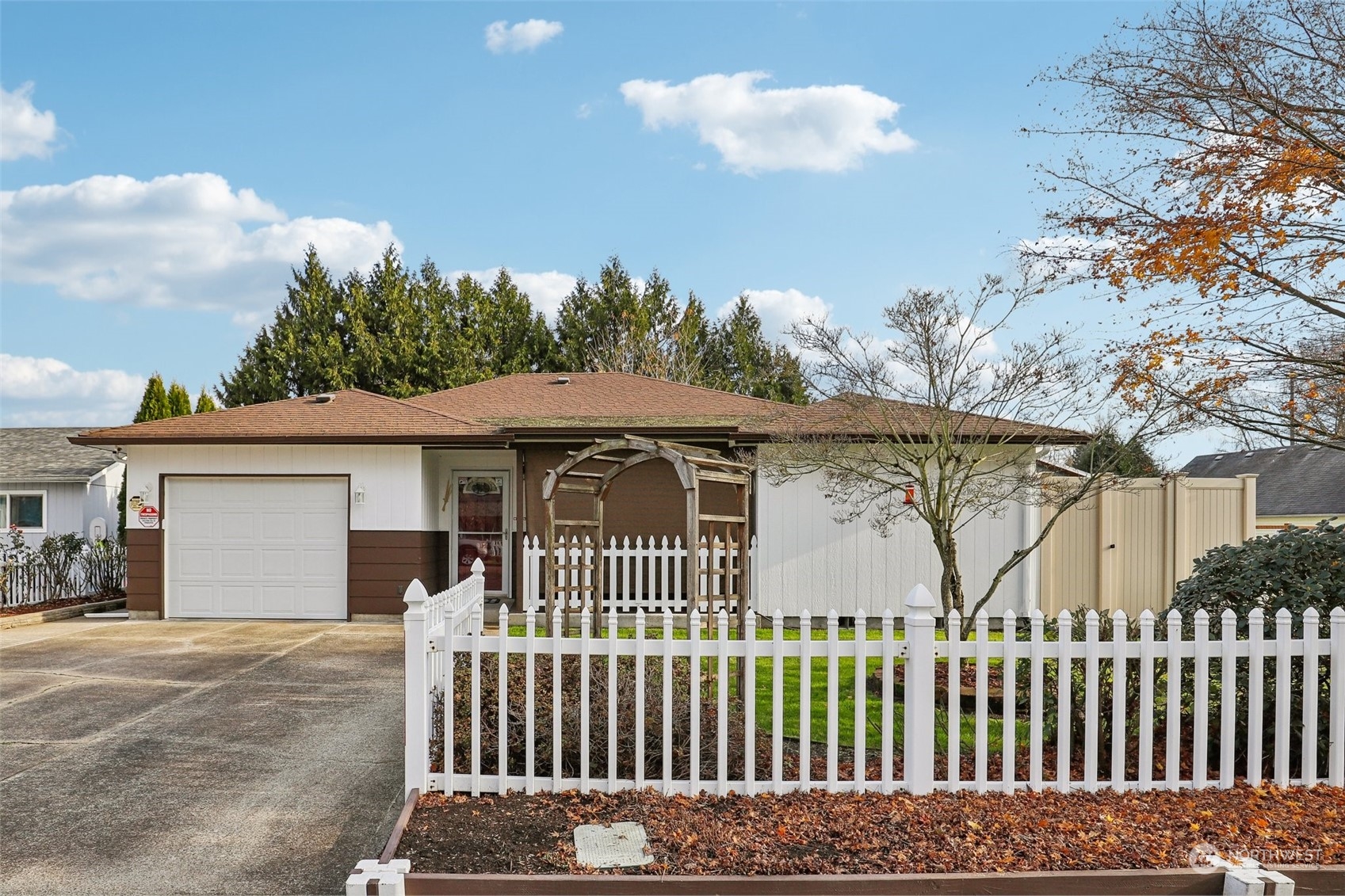 776 34th Avenue Property Photo