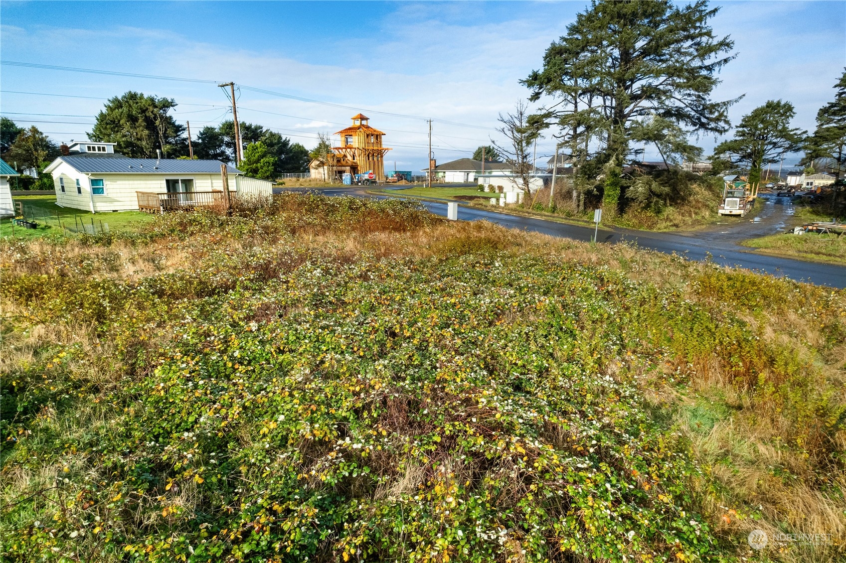 4769 Seaview Way Property Photo 7
