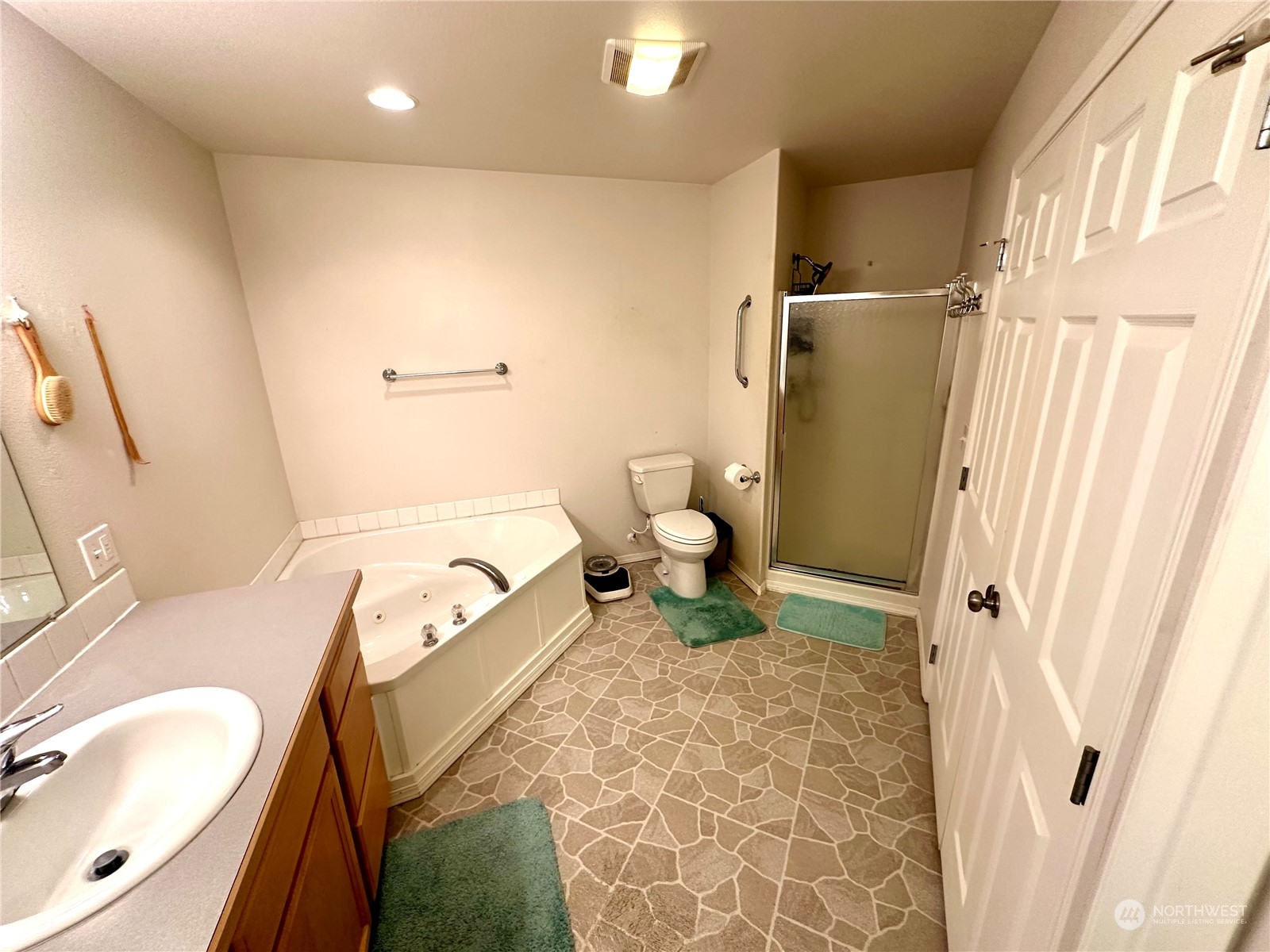 146 28th Street Property Photo 23