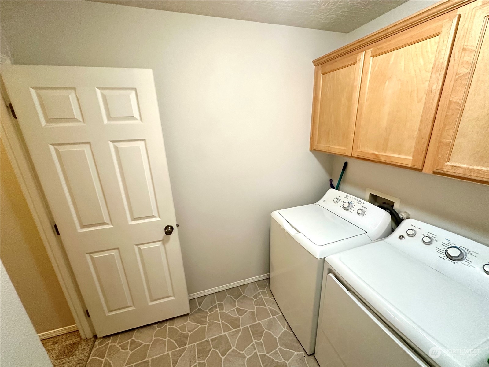 146 28th Street Property Photo 27