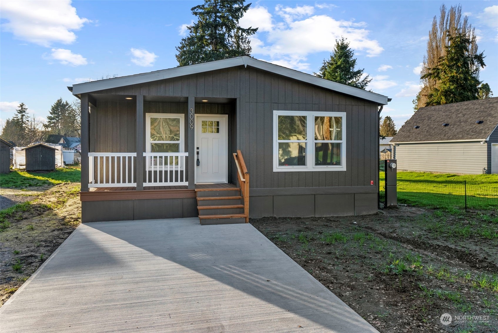 3009 Pershing Way Property Photo