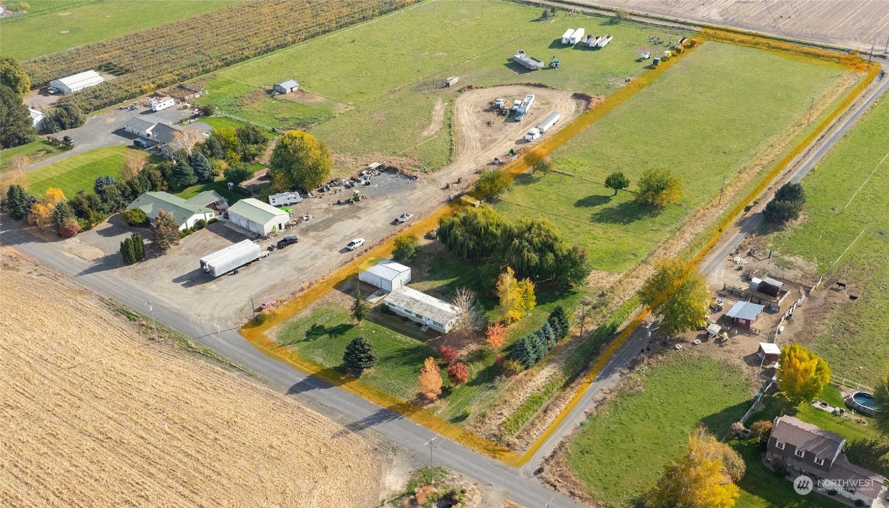 1673 W Gillis Road Property Photo