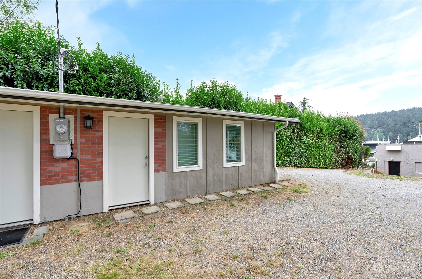 3126 Harborview Drive Property Photo 20