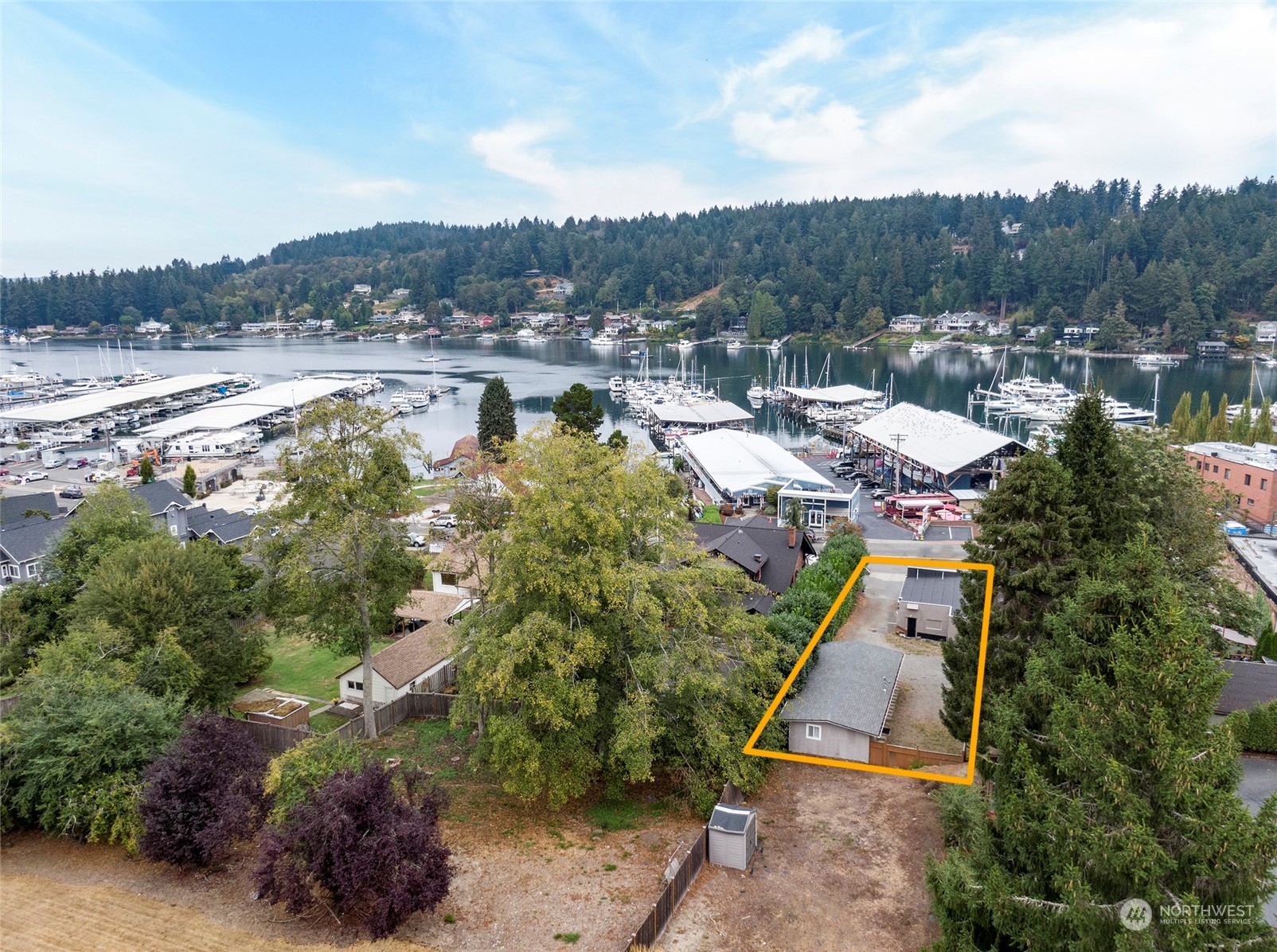 3126 Harborview Drive Property Photo 31