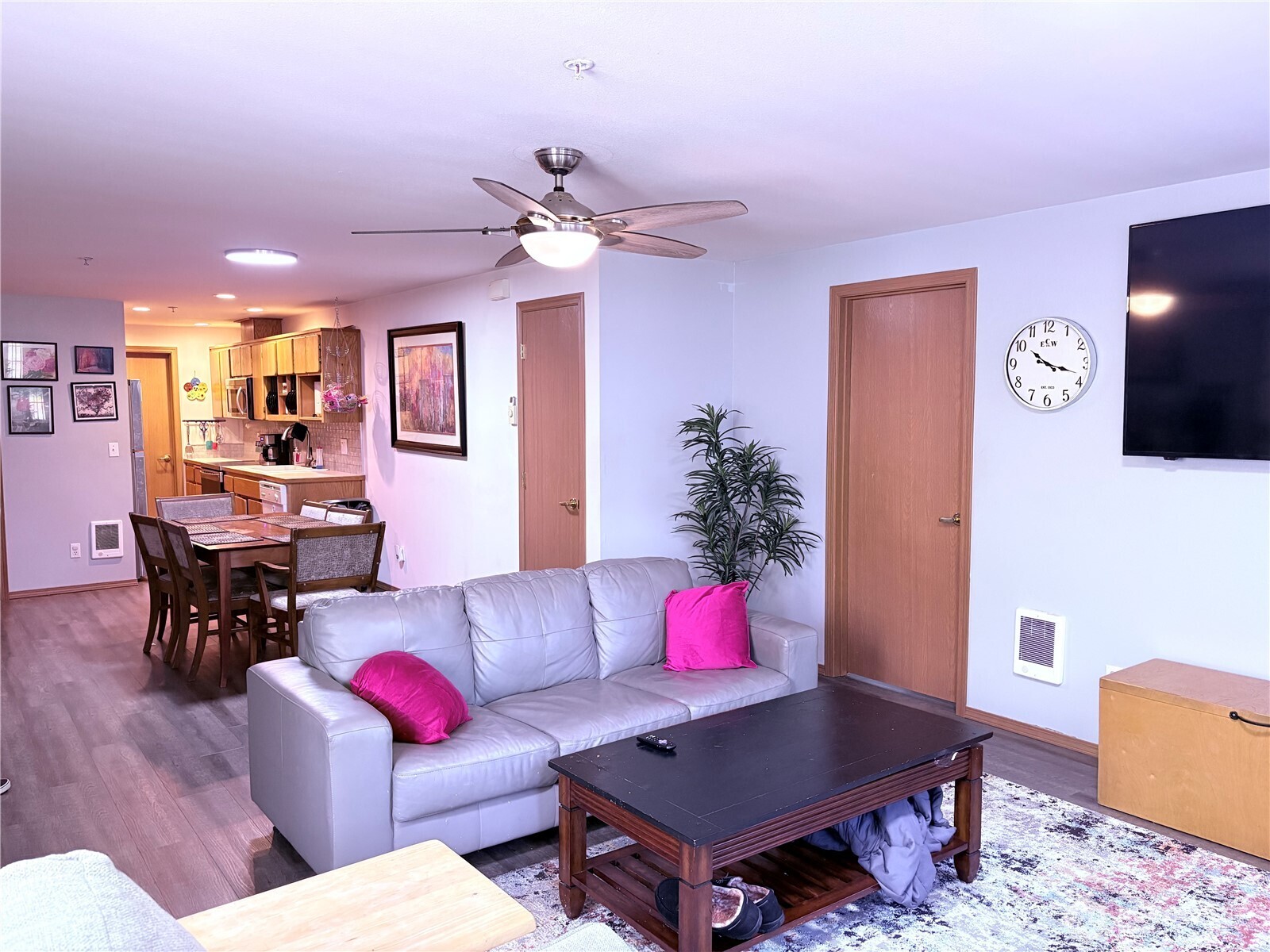 6424 Montclair Avenue Property Photo 1