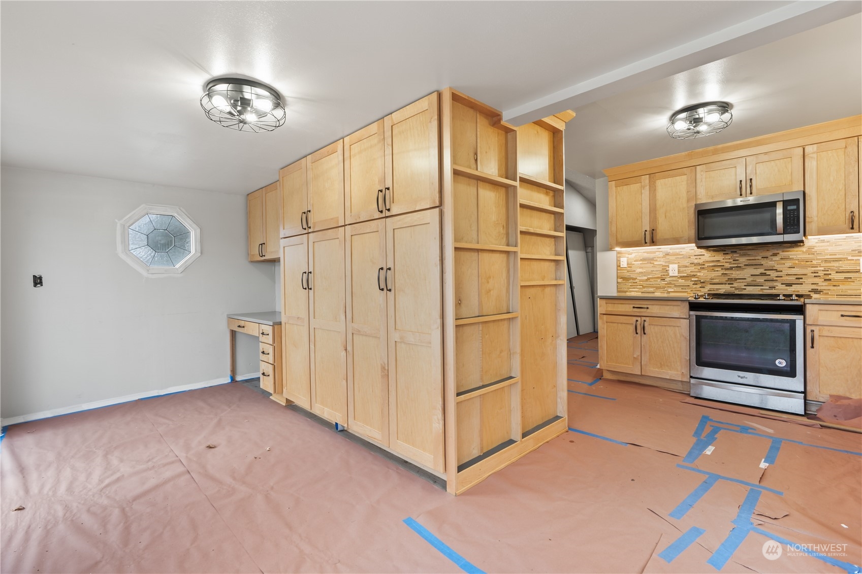 5916 86th Street Property Photo 16