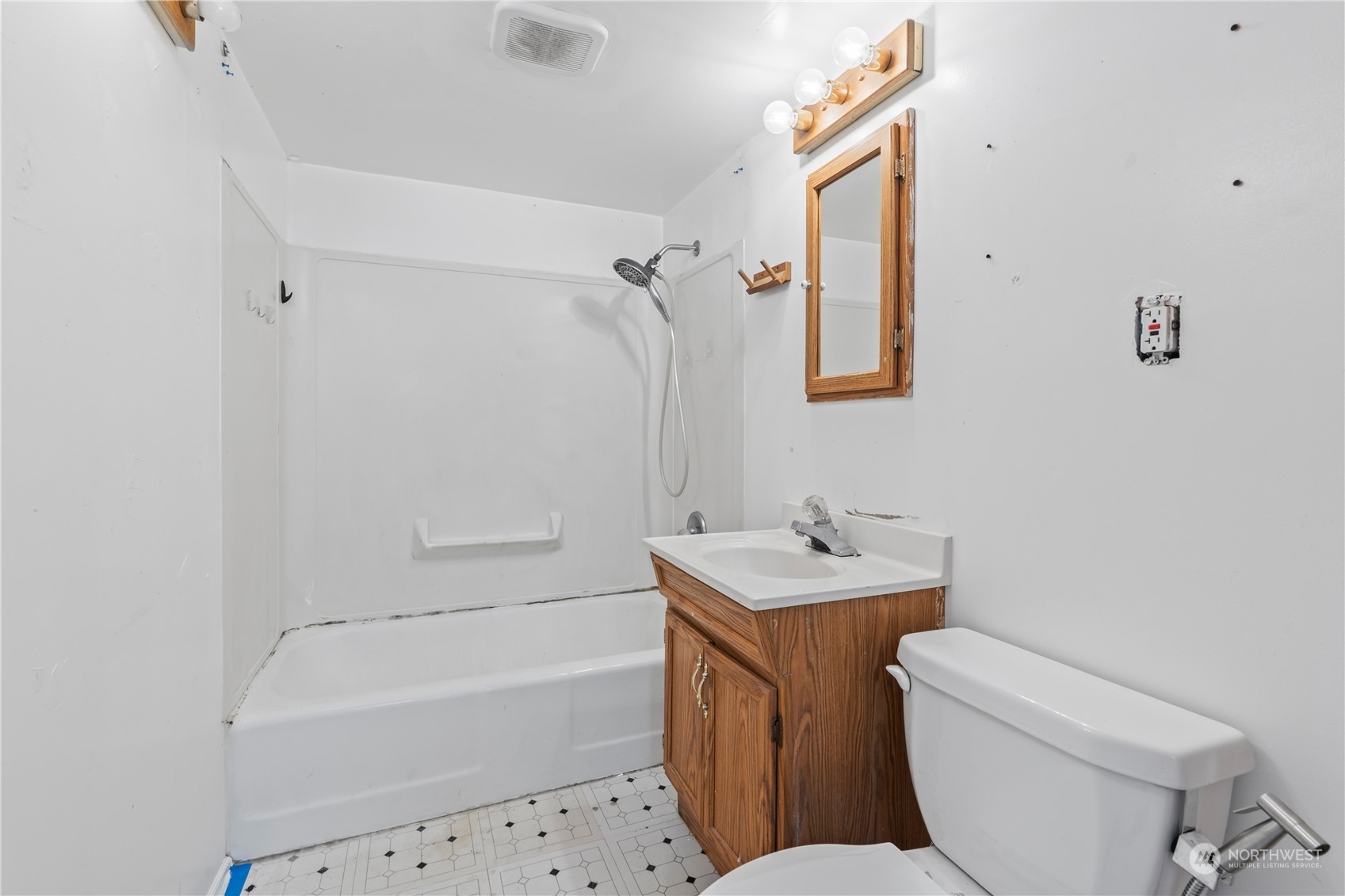 5916 86th Street Property Photo 25
