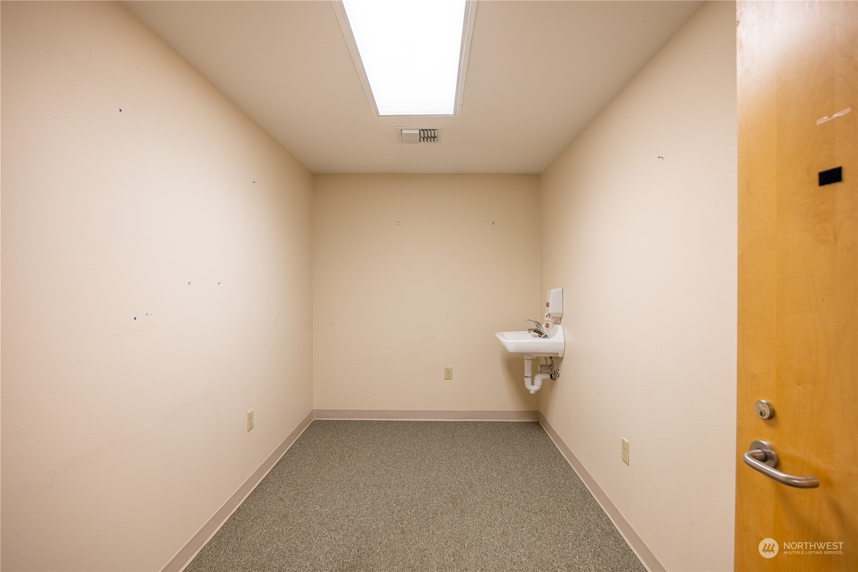 811 813 E Georgiana Street Property Photo 28