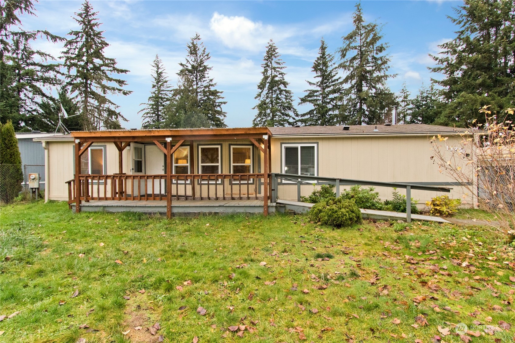 13701 Prairie Ridge Drive Property Photo 1