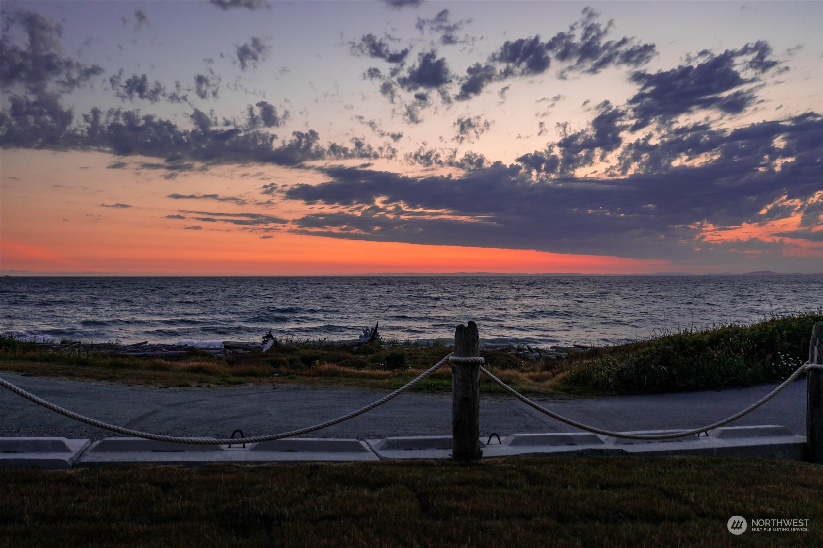 562 Pebble Beach Drive Property Photo 4