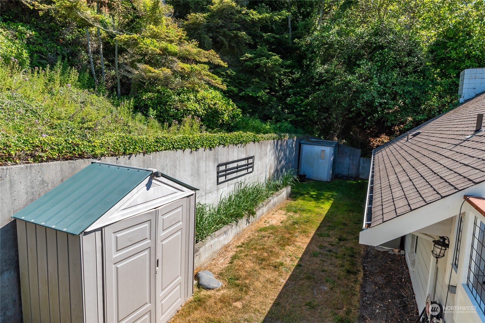 562 Pebble Beach Drive Property Photo 31