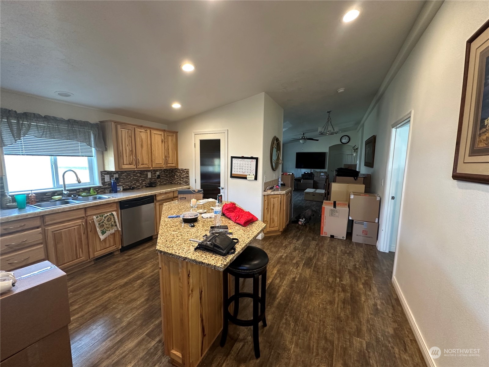 706 Centerville Highway Property Photo 5