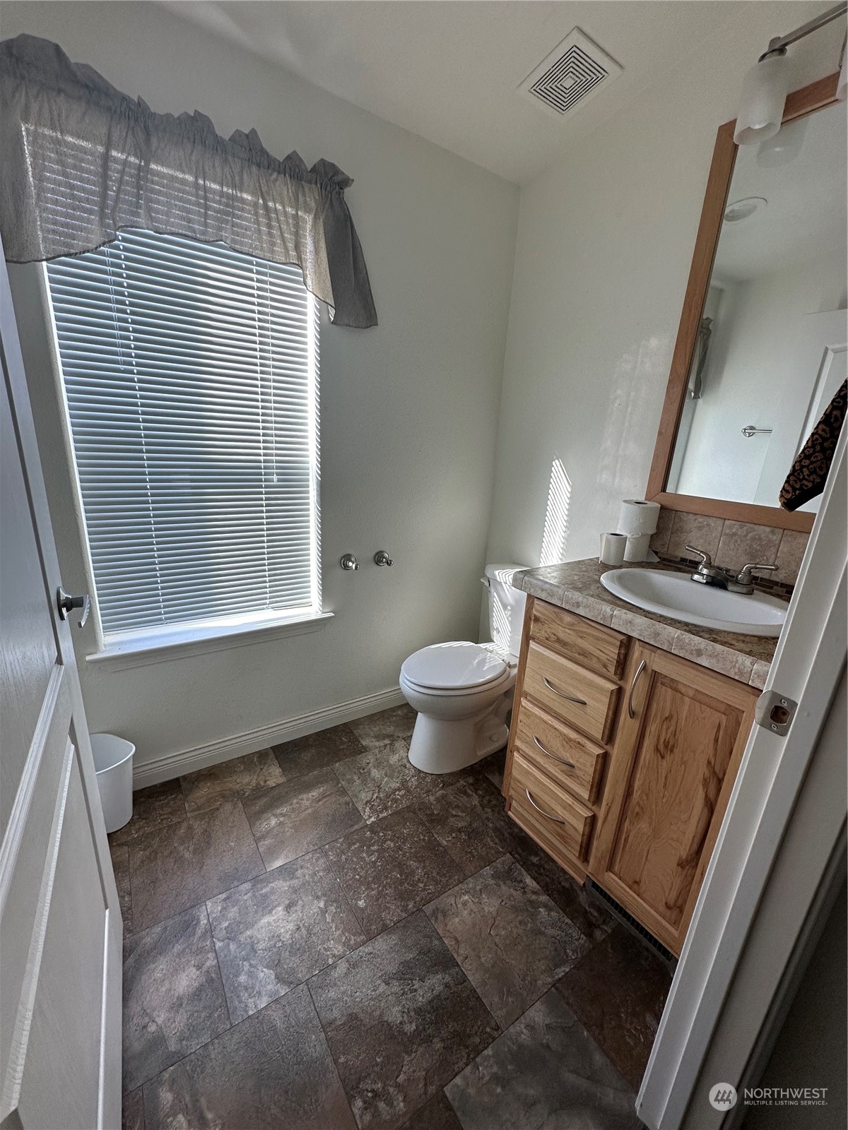 706 Centerville Highway Property Photo 22