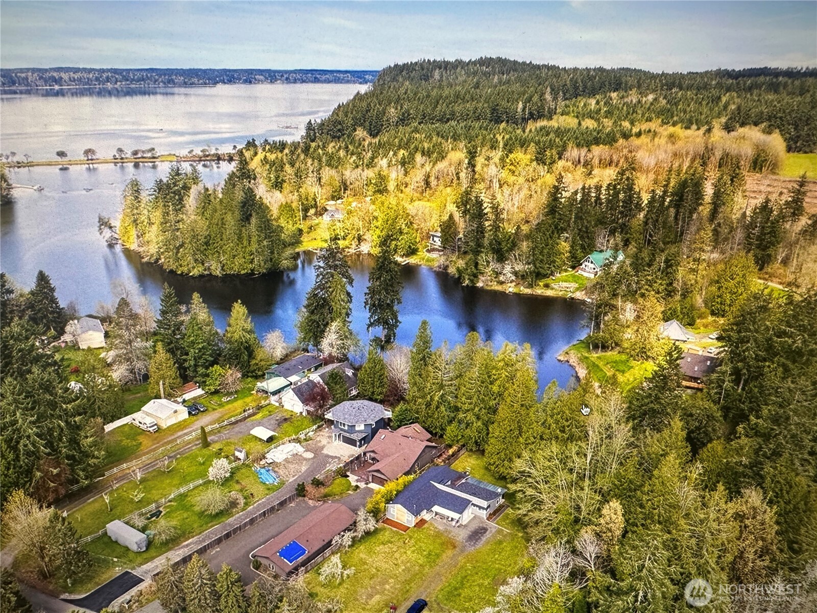 19407 Whiteman Cove Road Property Photo