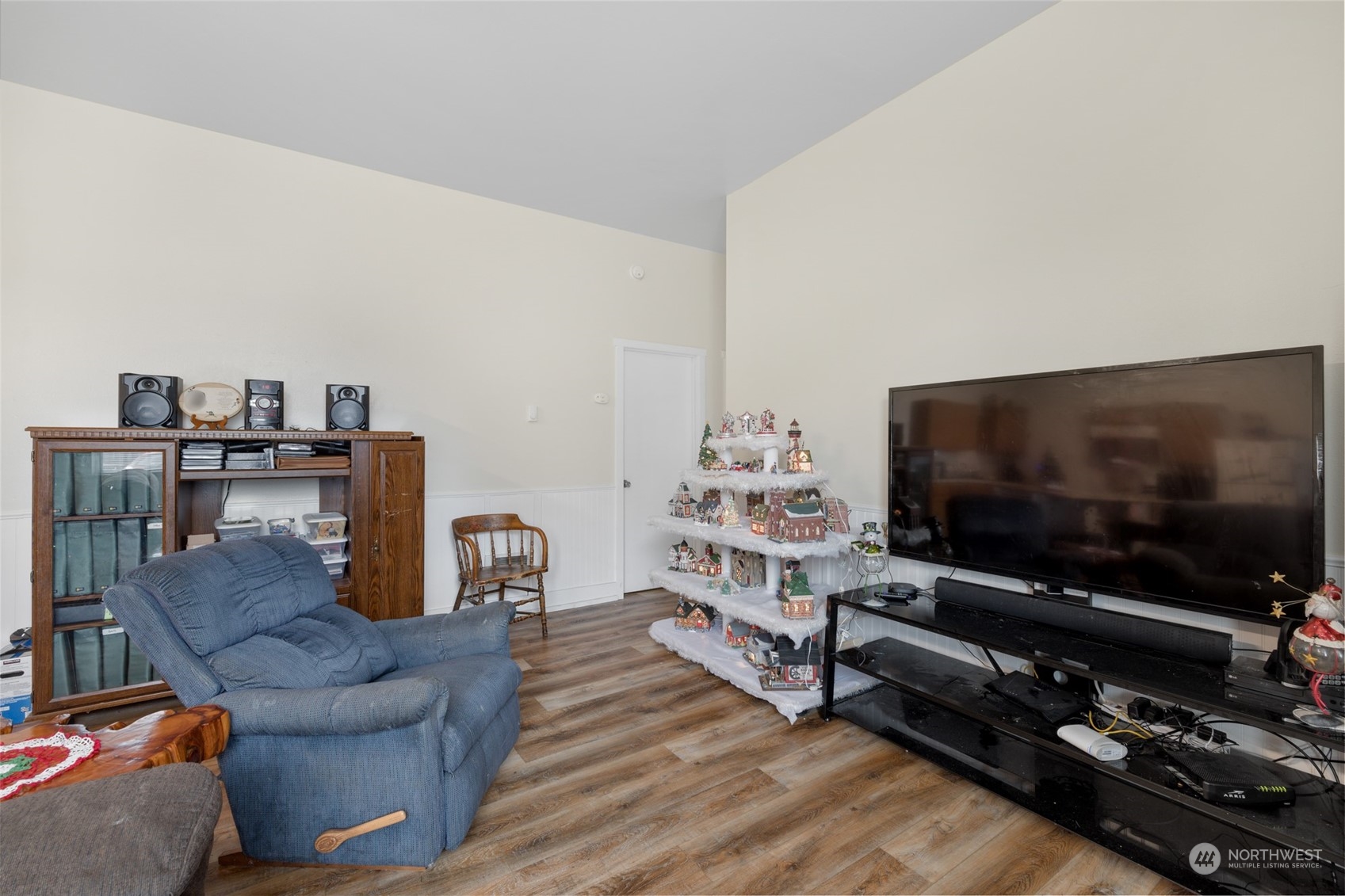 520 S Race Street Property Photo 13