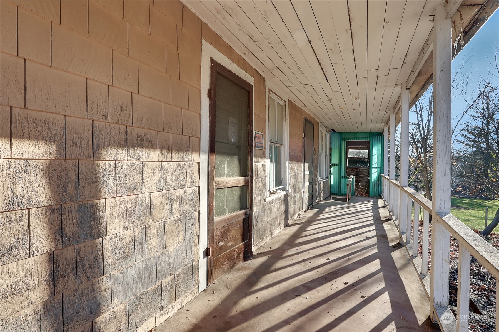 32910 5th Avenue Property Photo 7