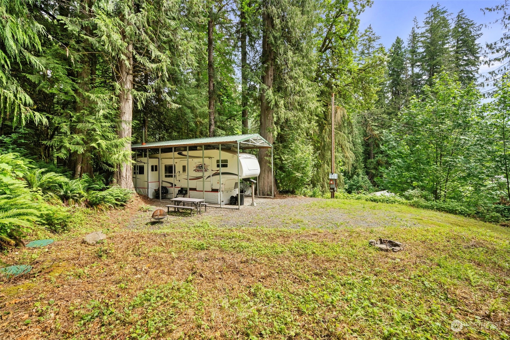 9500 Mt Baker Highway Property Photo