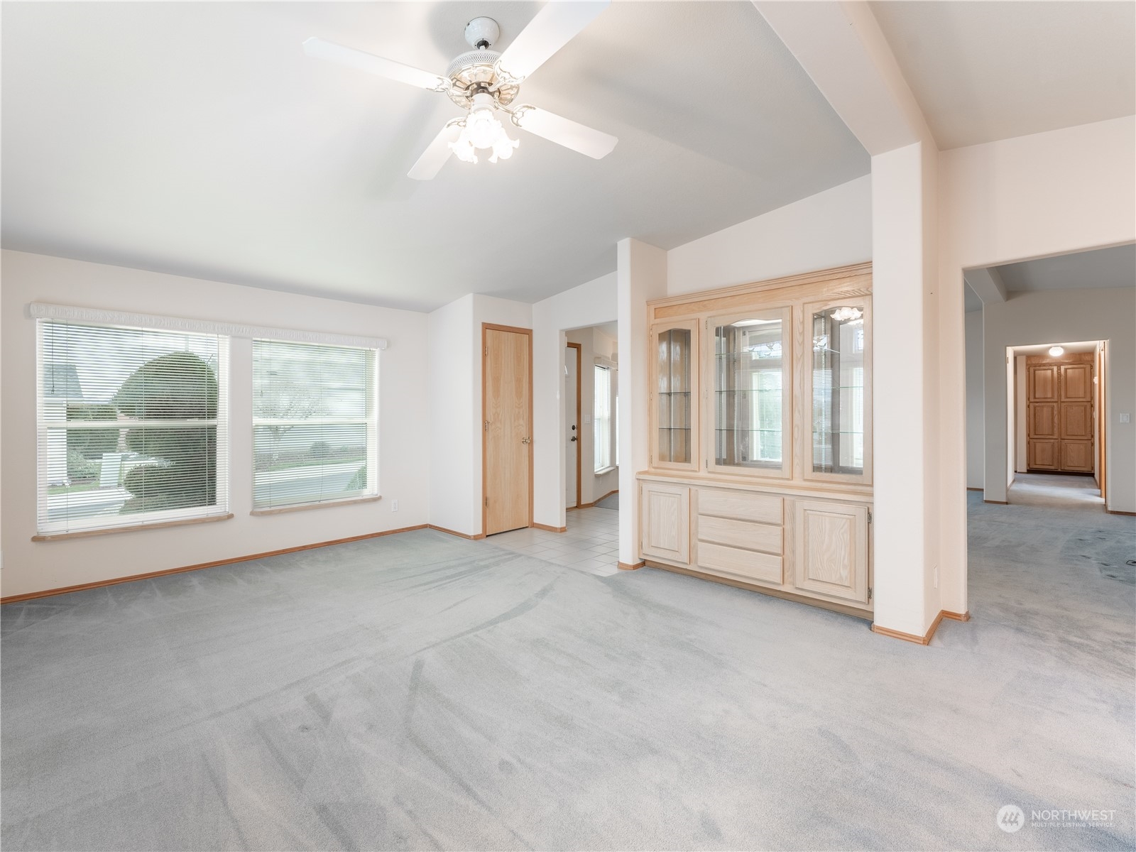 513 Ne Monterey Drive Property Photo 16