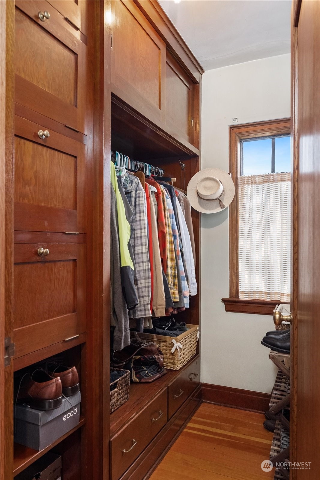 1003 Boyer Avenue Property Photo 16