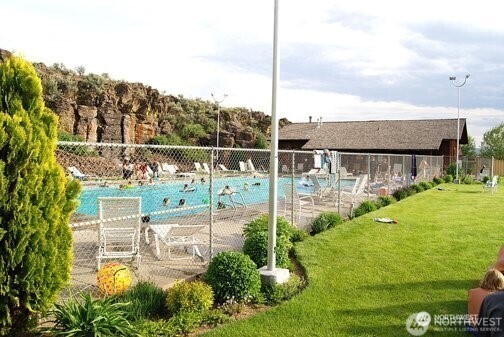 770 Bodie Drive Property Photo 4