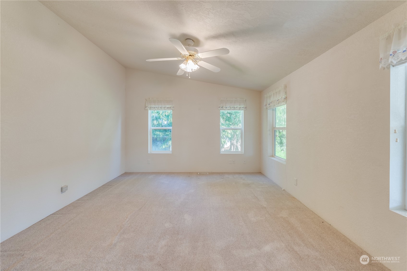 14727 43rd Avenue 27 Property Photo 36