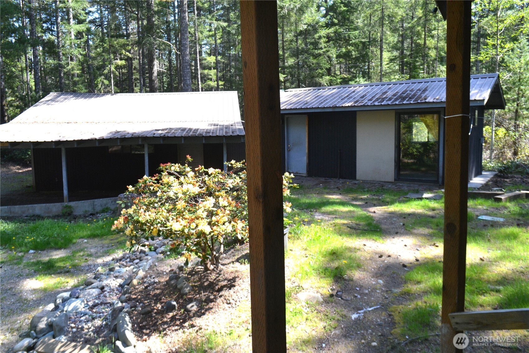 110 Ne Collins Drive Property Photo 6