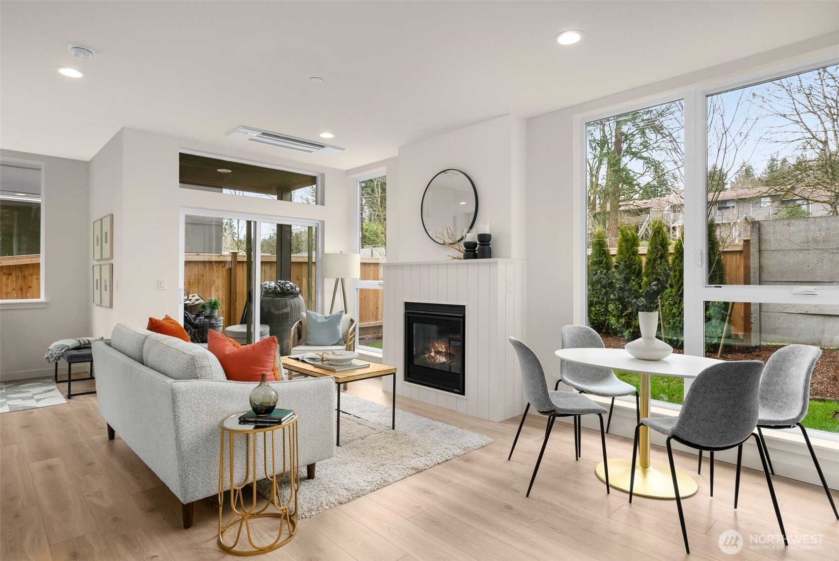 14441 101st Place Property Photo 1